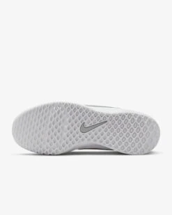 Nike Court Zoom Lite 3 (Women's) - White/Metallic Silver (Available Size: 10.5) 6 Nike Court Zoom Lite 3 (Women's) - White/Metallic Silver (Available Size: 10.5) -Tennis Gear Online DH1042 101 3